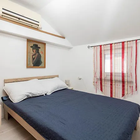 1 Bedroom Pet Friendly In Jurdani